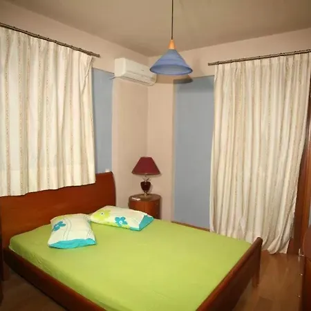 Alekos Houses-angelo